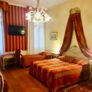 Mezzo Pozzo 2*, Βενετία Ιταλία